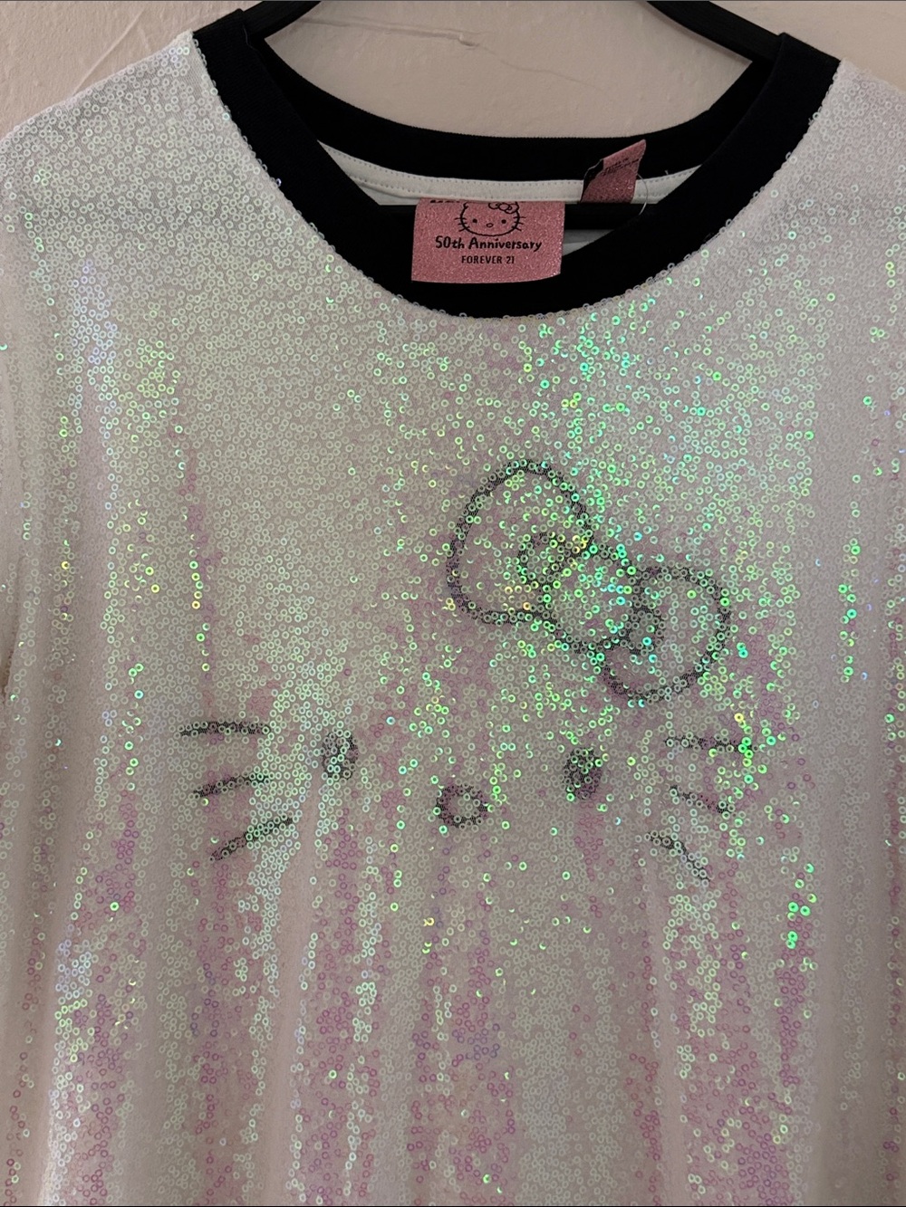 Hello Kitty White Sequin Short Sleeve Tee with Black Trim size Small but it long - Picture 6 of 11